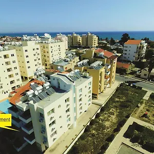 Апартаменты Isavella Makenzy, Ларнака